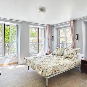 Le Petit Borda Hotel Parigi